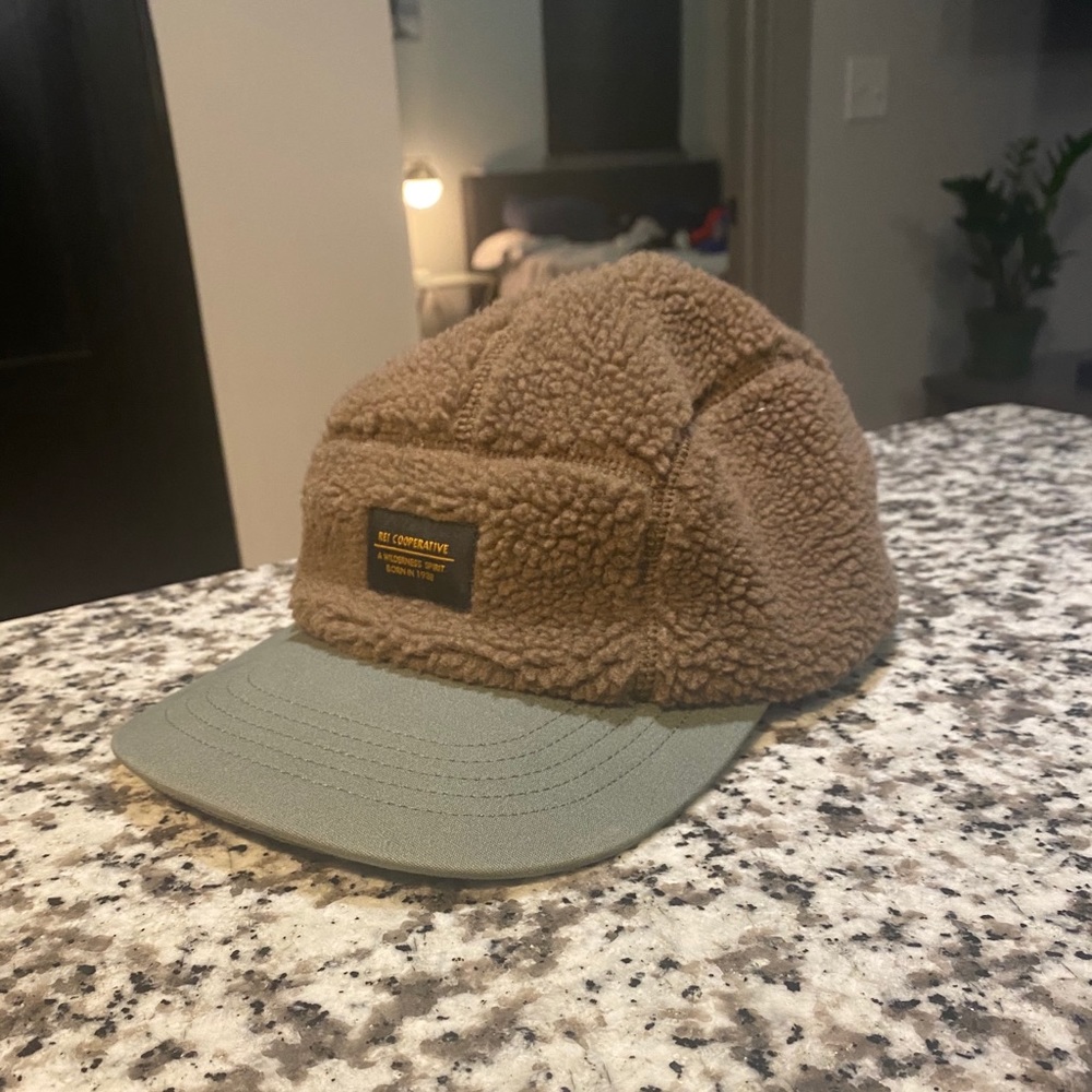 REI Fur hat
